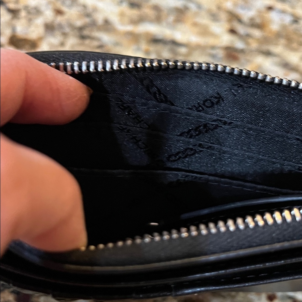 Michael Kors Black Textured Wallet - Picture 4 of 6
